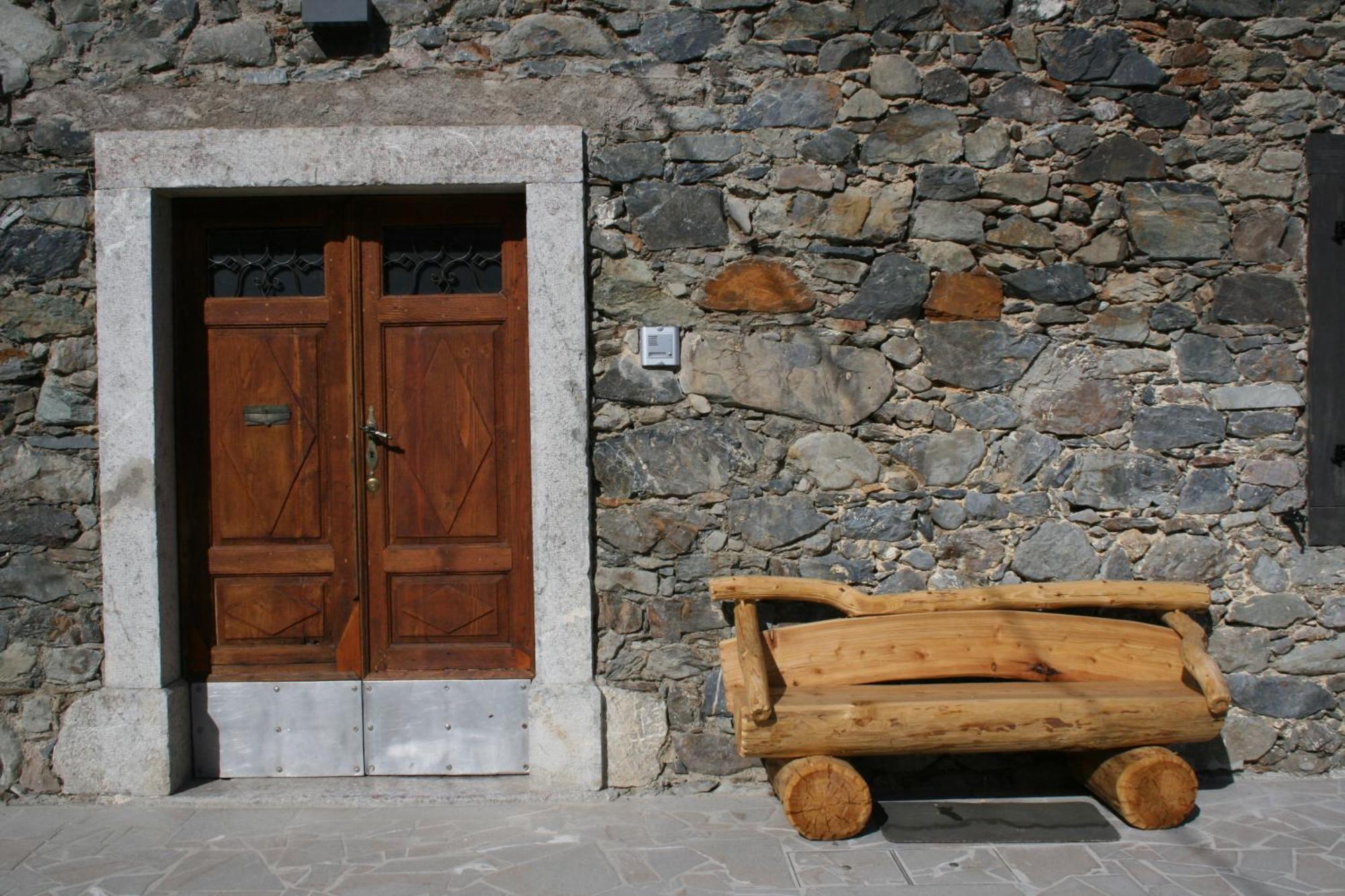 Albergo Diffuso Comeglians Bilik gambar