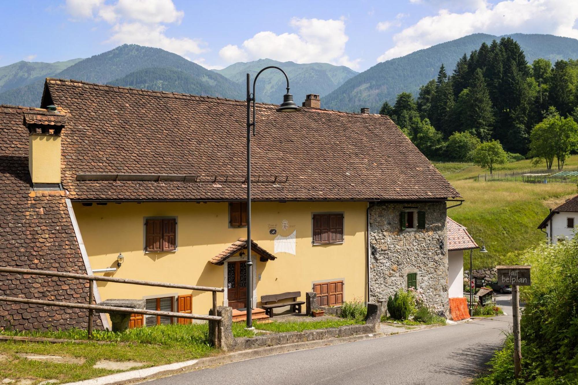 Albergo Diffuso Comeglians Luaran gambar